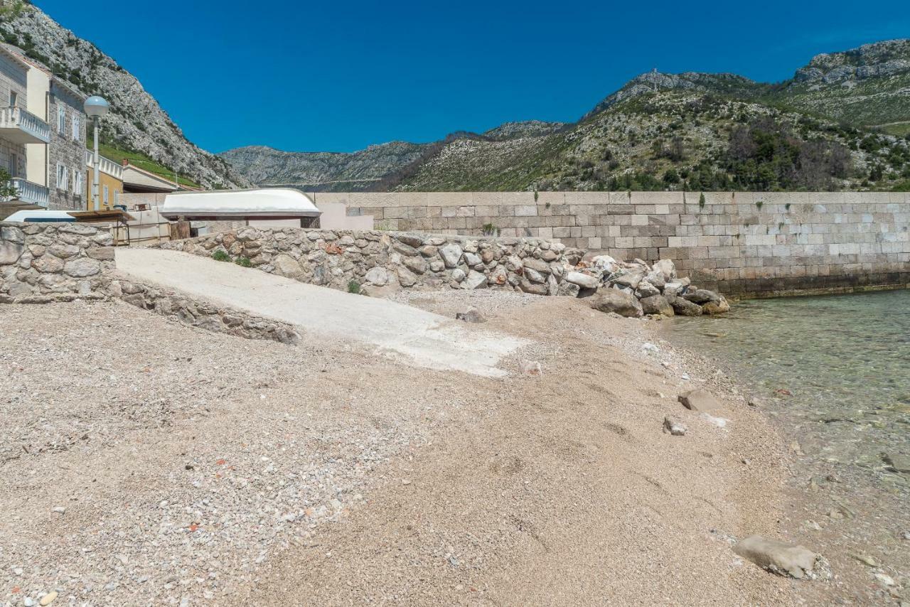 Apartment Matijas Trstenik  Exterior photo