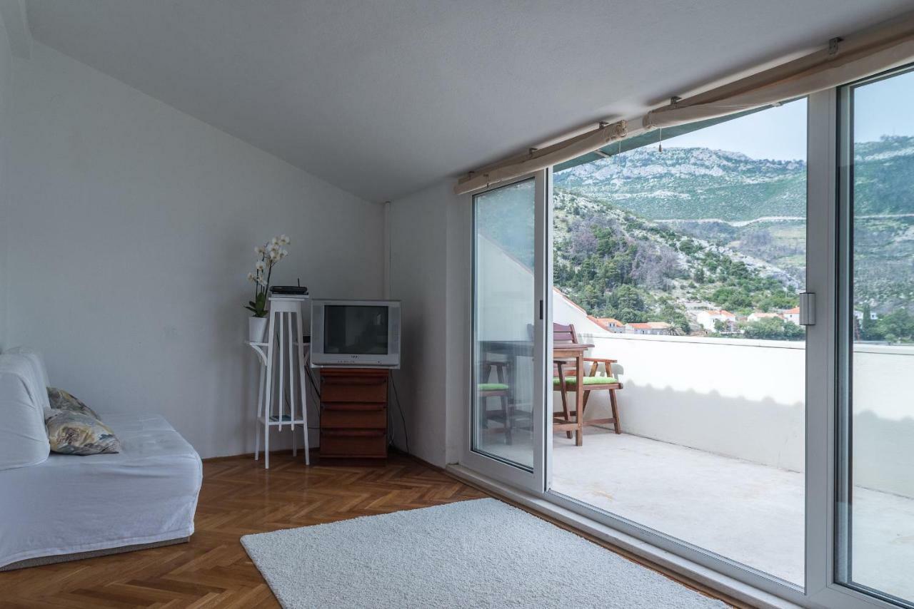 Apartment Matijas Trstenik  Exterior photo